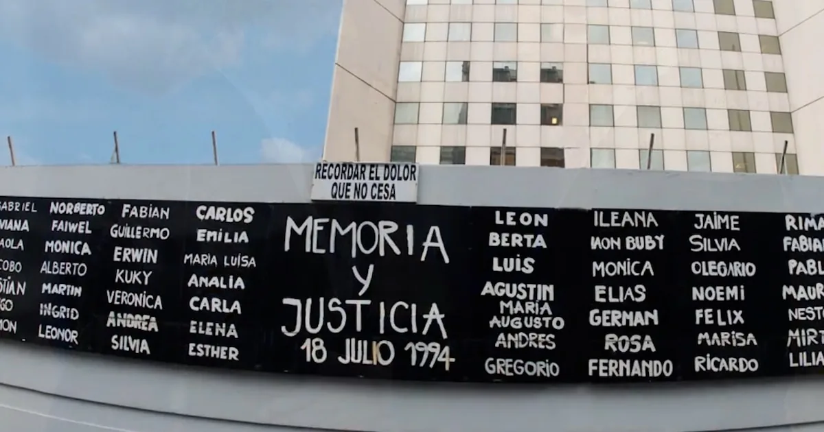 Suman a un alto funcionario iraní al juicio en ausencia por el atentado a la AMIA