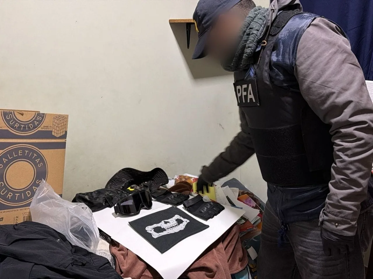 FBI descubre a adolescente de 15 años que planeaba masacre escolar con IA en Quilmes