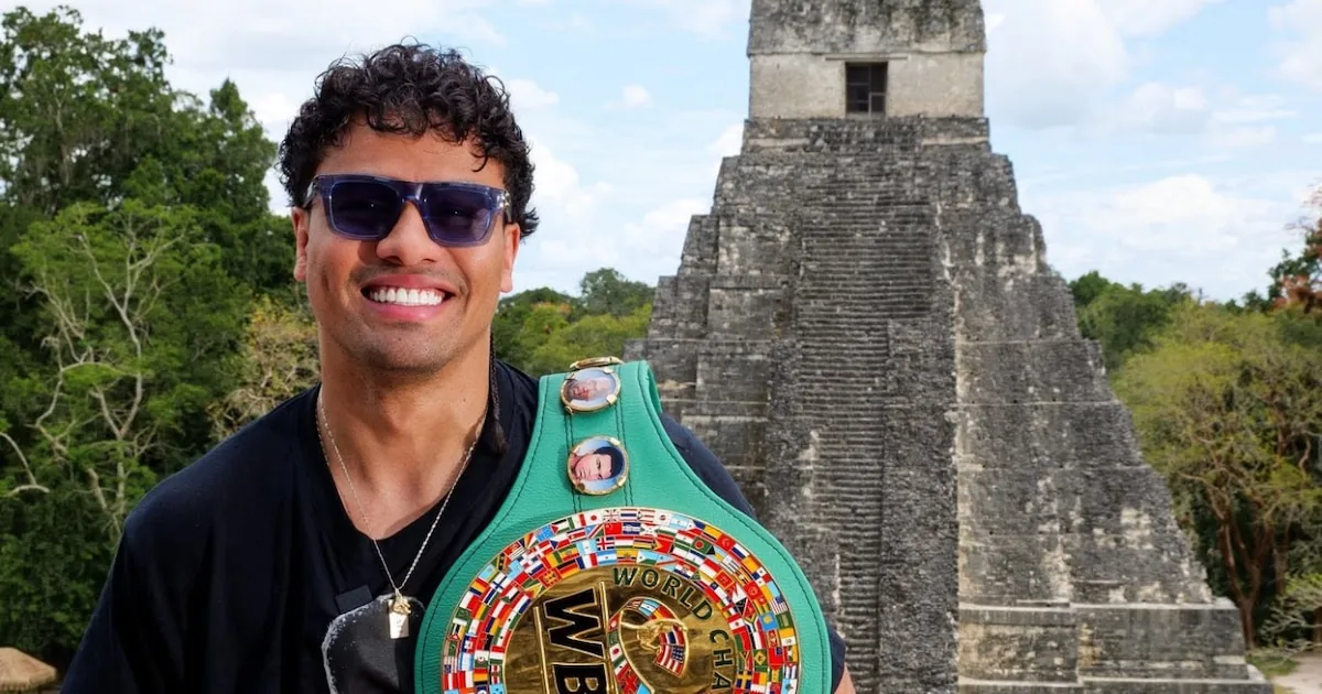 Léster Martínez sueña con Canelo Álvarez: el reto guatemalteco