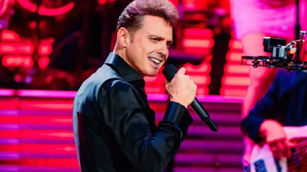 Luis Miguel reapareció públicamente y generó furor en las redes a los 56 años