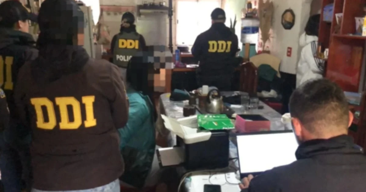 Cayó una mujer acusada de escruches en Mar del Plata: abría lockers en gimnasios para robar las llaves de las casas
