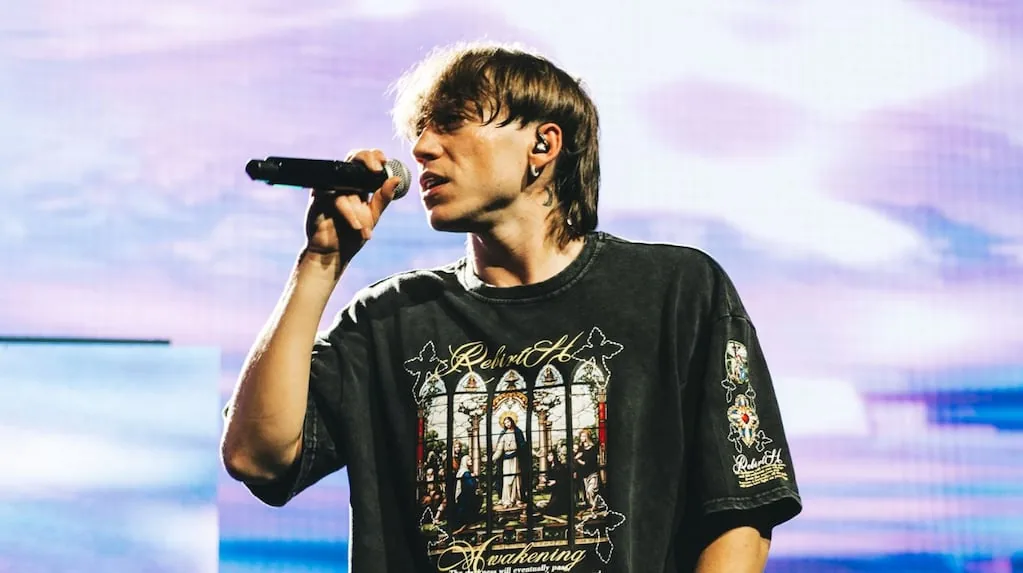 Paulo Londra lanza "hIGhLIGhTS" y anticipa su disco "entre Cielos"