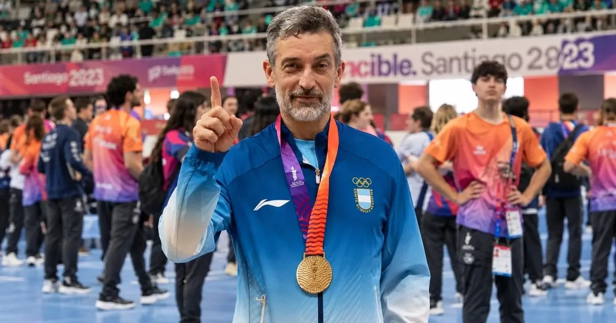 Sebastián Larlus, el pergaminense que fue parte del oro de Los Gladiadores